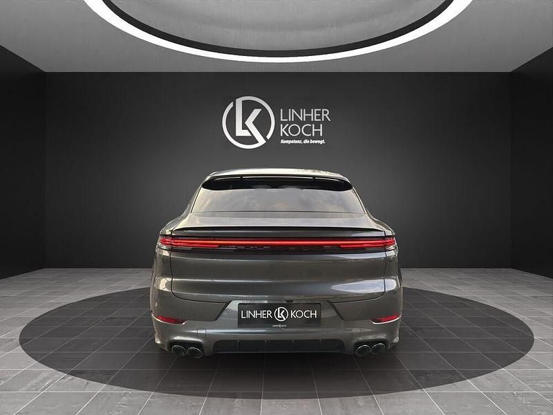 Gebraucht Porsche Cayenne 480 PS (353 kW) 2025 Grau SUV