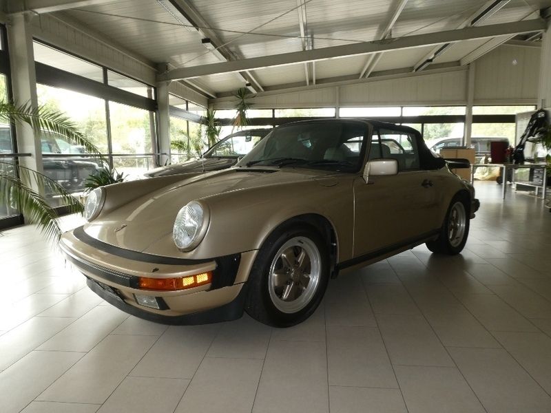 Gebraucht Porsche 911 204 PS (150 kW) 1984 Gold Cabrio