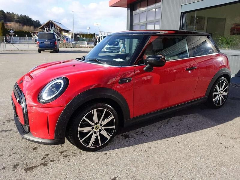 Gebraucht Mini Cooper SE 135 kW (184 PS) 2021 Rot Kleinwagen
