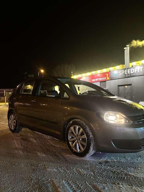 Gebraucht VW Golf VII Trendline 90 PS (66 kW) 2012 Limousine