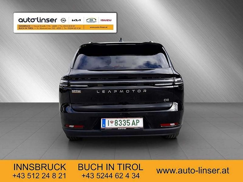 Neu Leapmotor C10 160 kW (218 PS) 2025 Schwarz SUV