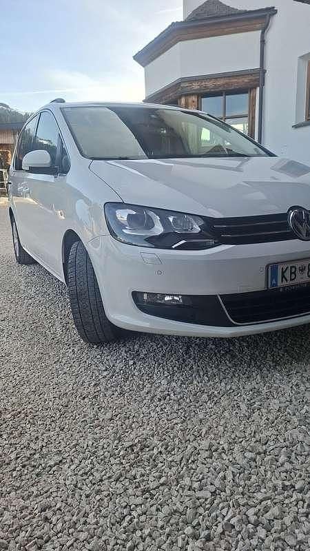 Gebraucht VW Sharan 140 PS (102 kW) 2015 Weiß Van / Kleinbus