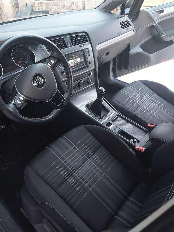 Gebraucht VW Golf VII LOUNGE 150 PS (110 kW) 2015 Schwarz Limousine