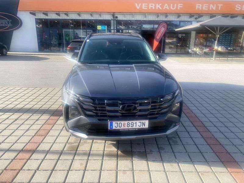 Gebraucht Hyundai Tucson 160 PS (117 kW) 2024 Grau SUV