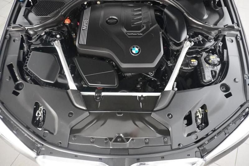 Gebraucht BMW 530 Efficient Dynamics 252 PS (185 kW) 2019 Schwarz Limousine