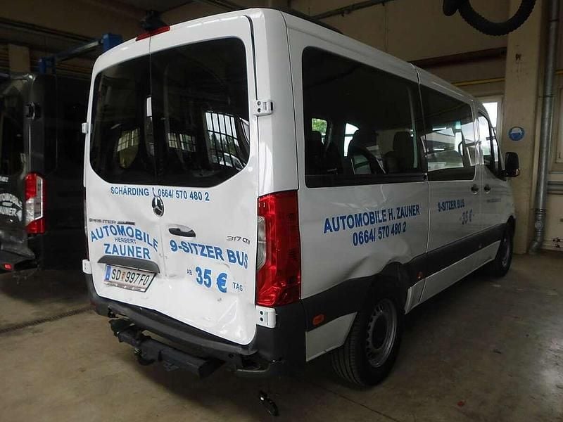 Gebraucht Mercedes Sprinter 170 PS (125 kW) 2025 Weiß Van