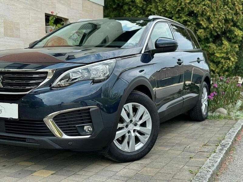 Gebraucht Peugeot 5008 Allure 131 PS (96 kW) 2018 Blau Van / Kleinbus