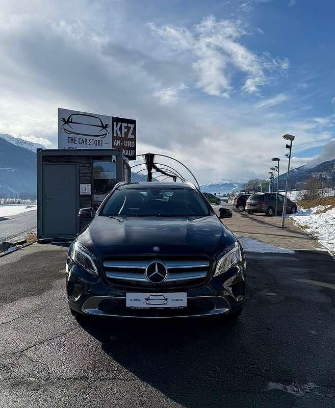 Gebraucht Mercedes GLA180 122 PS (89 kW) 2017 Schwarz SUV
