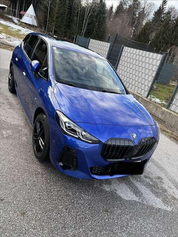 Gebraucht BMW 218 Luxury Line 150 PS (110 kW) 2024 Blau Kombi