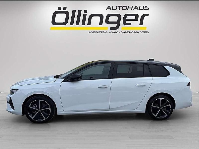 Neu Opel Astra 131 PS (96 kW) 2025 Weiß Kombi