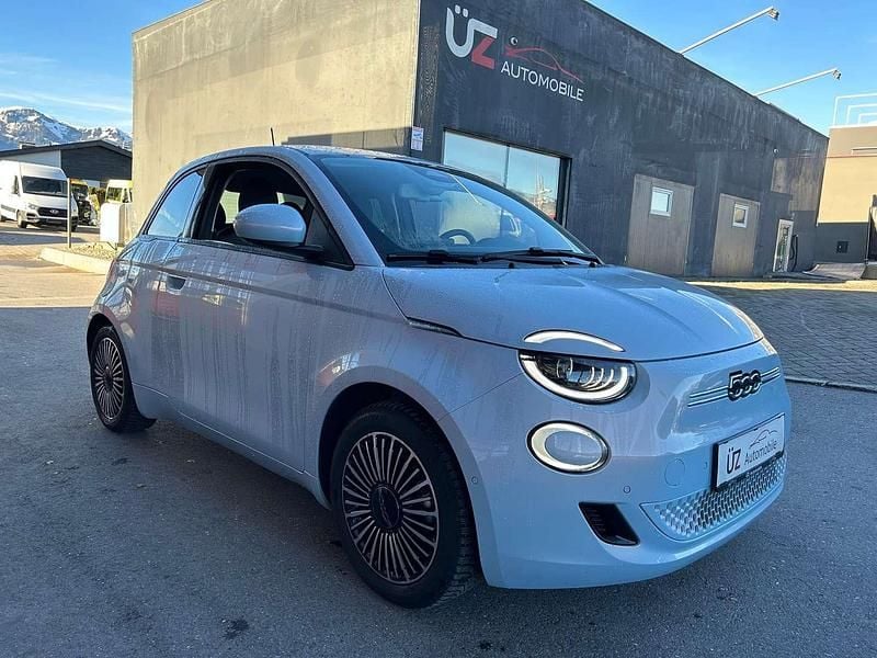 Blau Gebraucht 2015 Fiat 500e Icon Kleinwagen | € 15.700 (Fairer Preis) - Bild 1/4