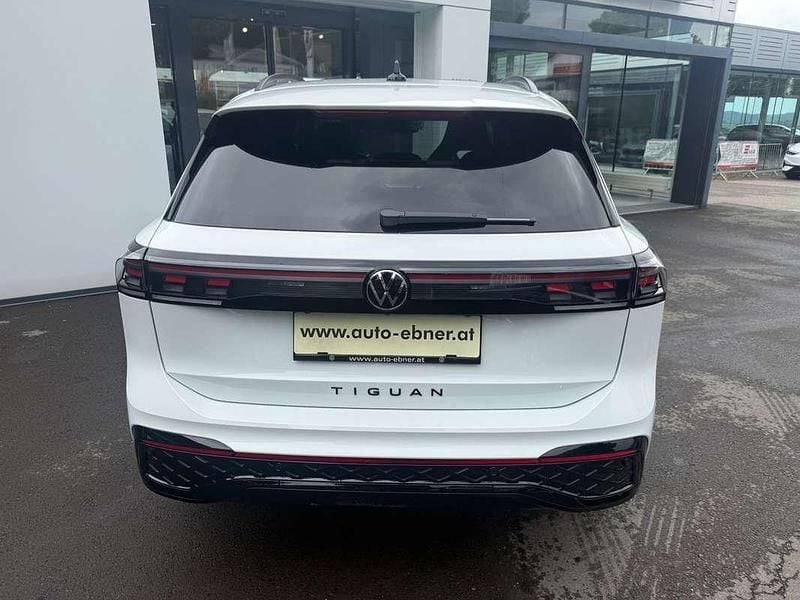 Gebraucht VW Tiguan Sport 272 PS (200 kW) 2025 Weiss  normal SUV