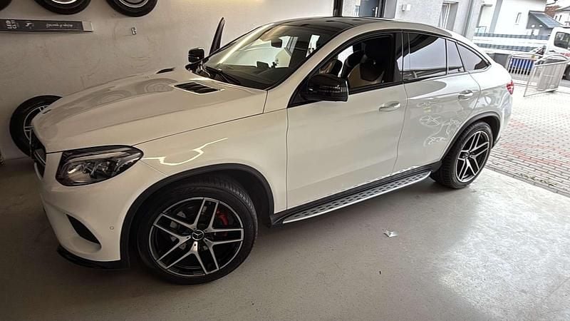 Gebraucht Mercedes GLE350 258 PS (189 kW) 2017 Weiß Coupé