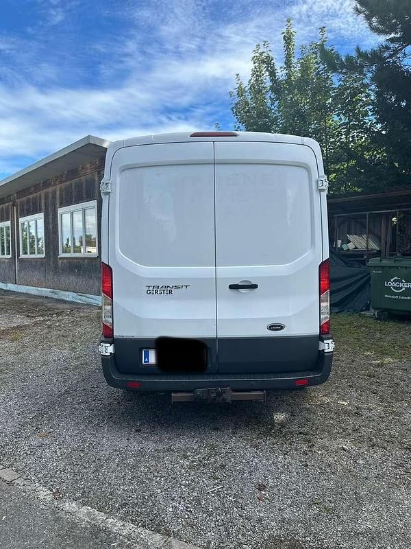 Gebraucht Ford Transit Ambiente 125 PS (91 kW) 2017 Weiß Van / Kleinbus