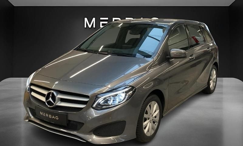 Gebraucht Mercedes B180 109 PS (80 kW) 2016 Mountaingrau metallic Van / Kleinbus