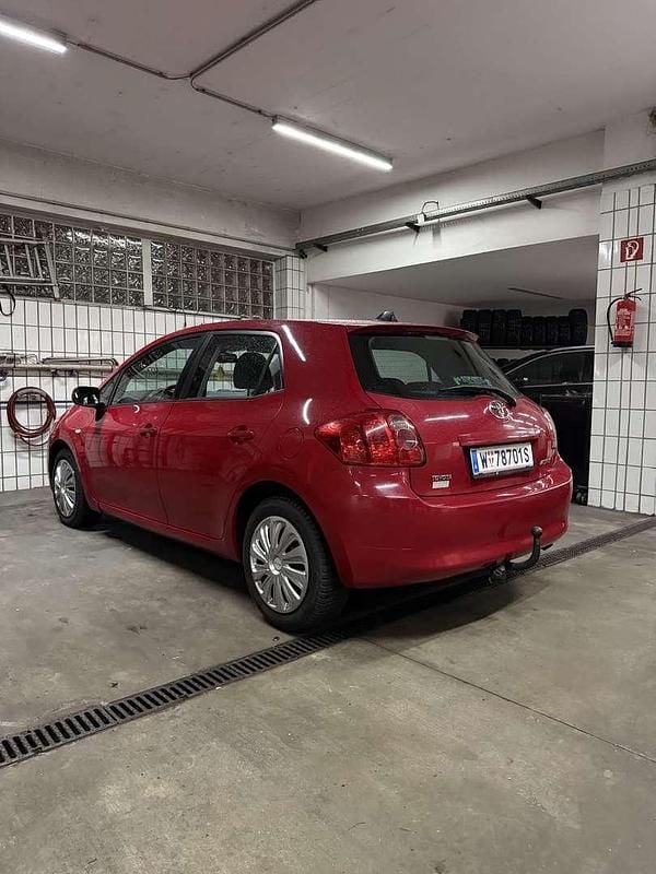 Gebraucht Toyota Auris 101 PS (74 kW) 2009 Kleinwagen