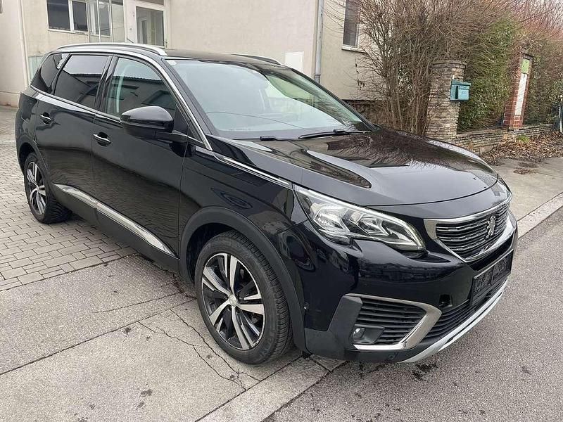 Gebraucht Peugeot 5008 Allure 120 PS (88 kW) 2017 Schwarz SUV