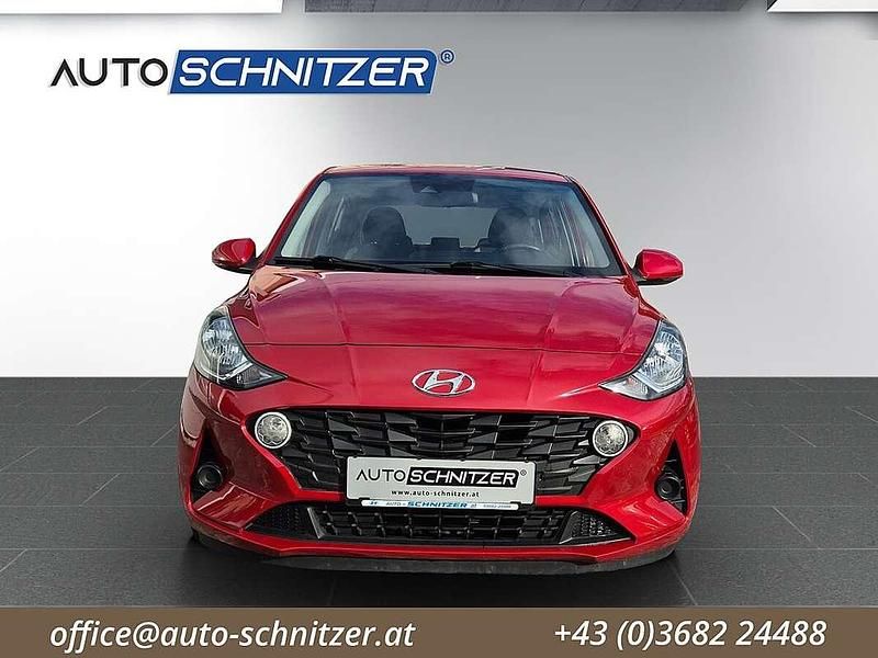 Gebraucht Hyundai i10 67 PS (49 kW) 2022 Rot Kleinwagen