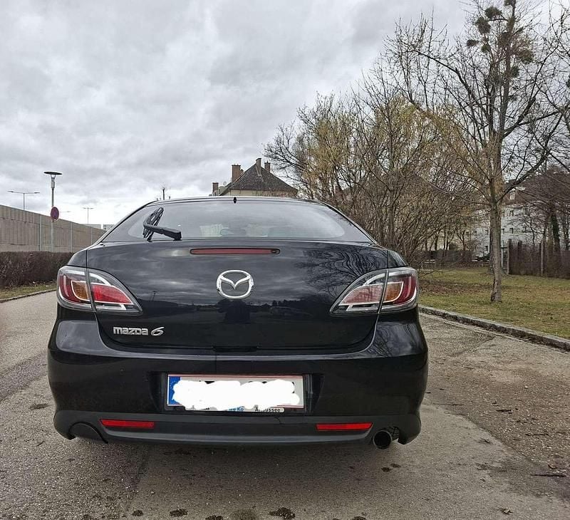 Gebraucht Mazda 6 129 PS (94 kW) 2011 Schwarz Limousine