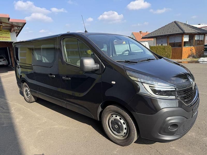 Gebraucht Renault Trafic Komfort 146 PS (107 kW) 2020 Van / Kleinbus