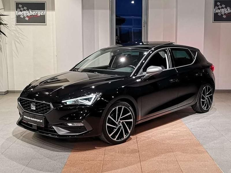 Schwarz Gebraucht 2022 Seat Leon FR Kleinwagen | € 18.499 (Guter Preis) - Bild 1/4