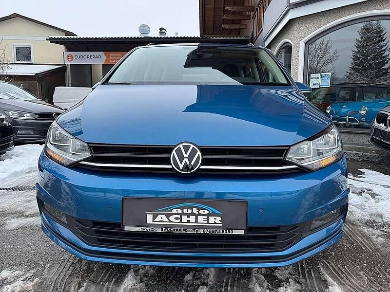 Gebraucht VW Touran 150 PS (110 kW) 2021 Blau Van / Kleinbus