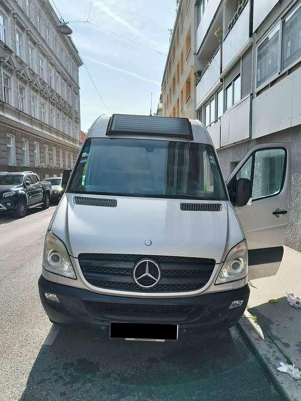 Gebraucht Mercedes Sprinter 163 PS (119 kW) 2010 Silber Van