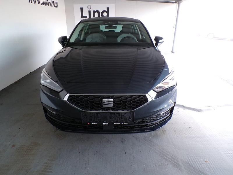 Neu Seat Leon Style 115 PS (84 kW) 2026 Dunkelgrau  metallicperleffekt