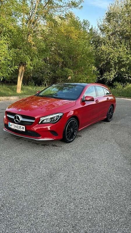 Gebraucht Mercedes CLA200 Shooting Brake Executive 136 PS (100 kW) 2017 Kombi