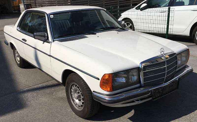 Gebraucht Mercedes 230 136 PS (100 kW) 1978 Weiß Coupé