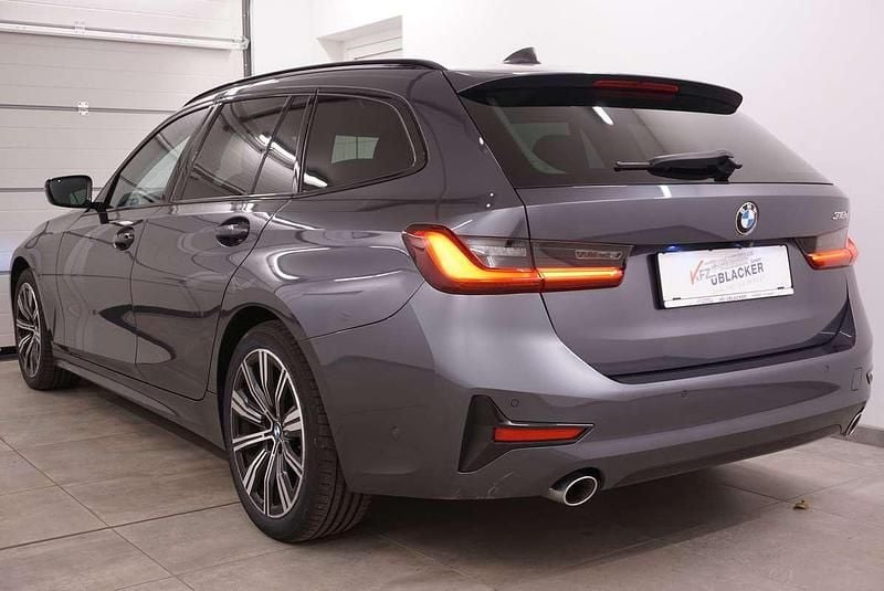 Gebraucht BMW 318 Sport Line 150 PS (110 kW) 2021 Schwarz Kombi