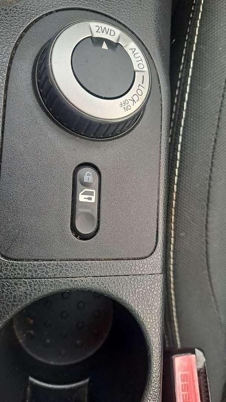 Gebraucht Nissan Qashqai +2 I-Way 131 PS (96 kW) 2011 Weiß SUV