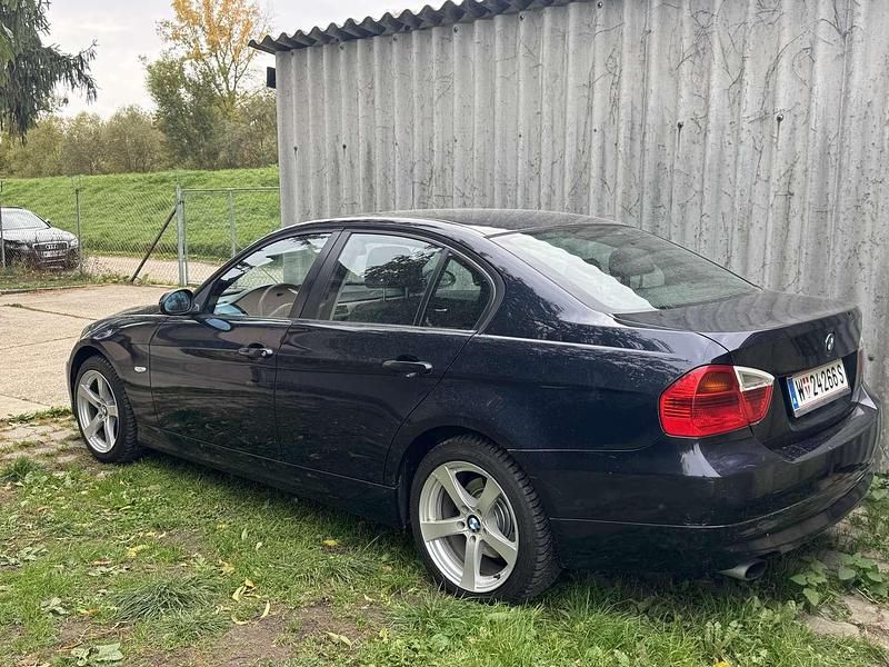Gebraucht BMW 318 143 PS (105 kW) 2007 Limousine