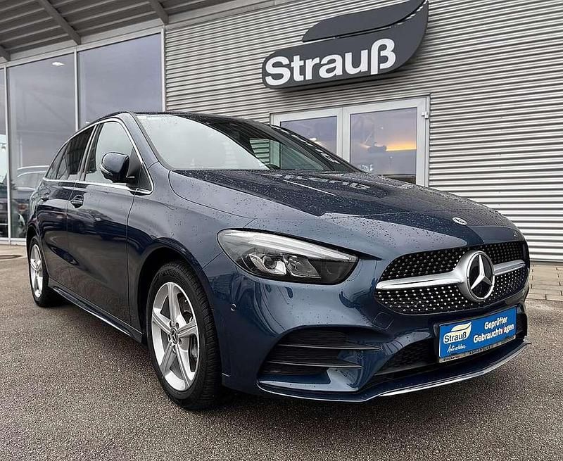Gebraucht Mercedes E250 224 PS (164 kW) 2022 Blau Limousine