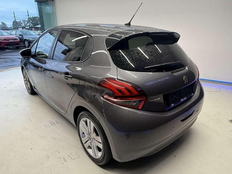 Grau Gebraucht 2019 Peugeot 208 Active Kleinwagen | € 13.900 (Fairer Preis) - Bild 1/3