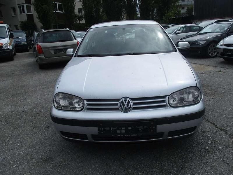 Gebraucht VW Golf IV 101 PS (74 kW) 2002 Grau Limousine