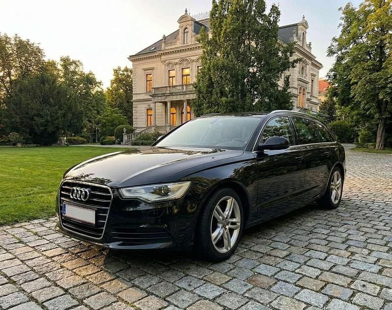 Schwarz Gebraucht 2012 Audi A6 Kombi | € 10.500 (Superpreis) - Bild 1/4