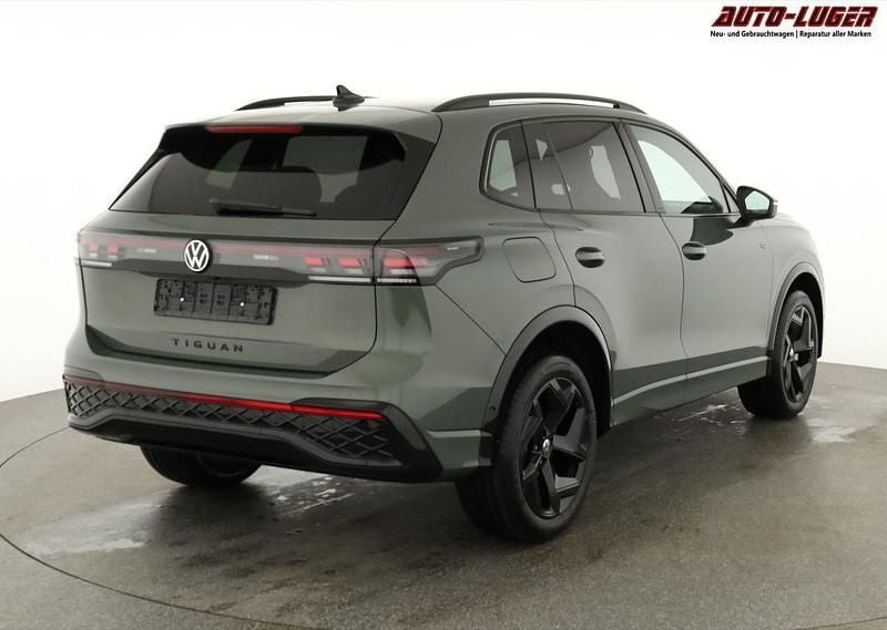 Neu VW Tiguan Style 193 PS (141 kW) 2025 Cipressino grün metallic SUV