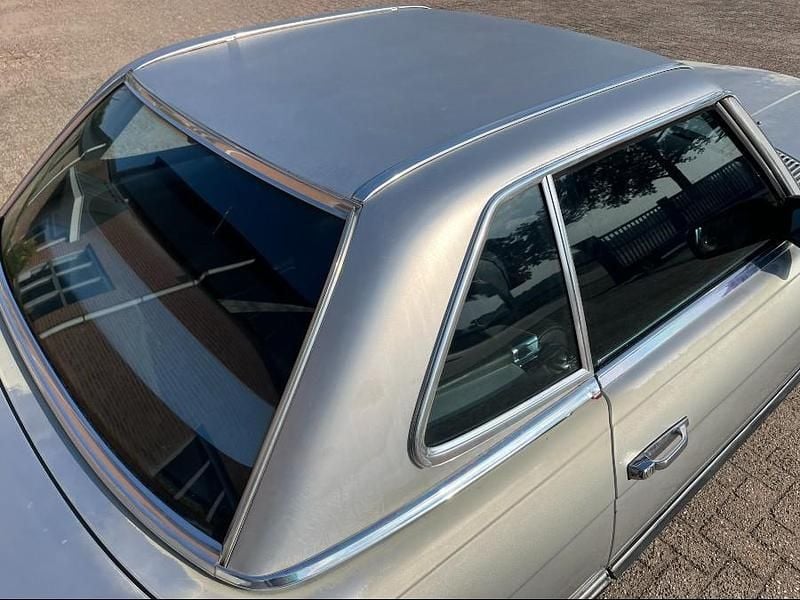 Gebraucht Mercedes SL380 179 PS (131 kW) 1984 Silber Cabrio