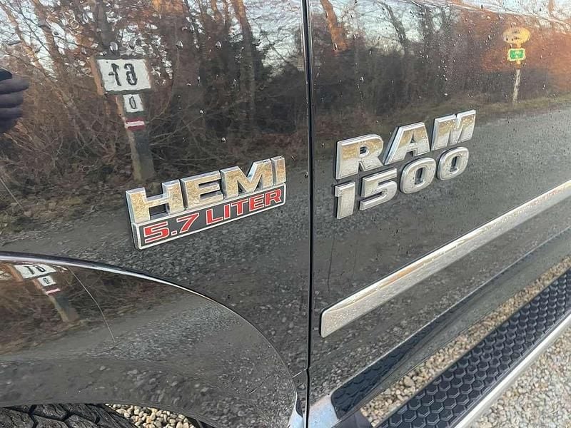 Gebraucht Dodge Ram 401 PS (294 kW) 2013 Schwarz Abholung