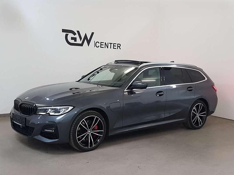 Gebraucht BMW 330e M Sport 184 PS (135 kW) 2020 Grau Kombi