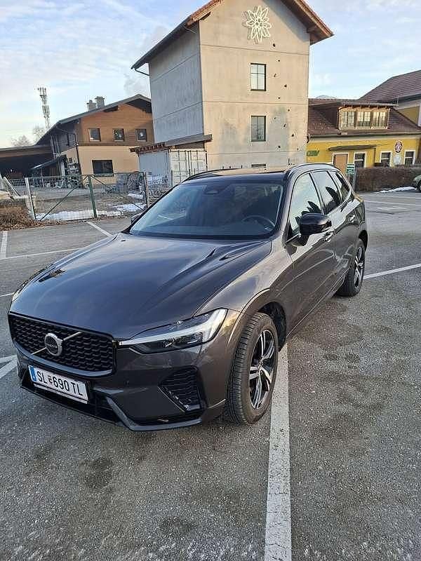Gebraucht Volvo XC60 Plus 197 PS (144 kW) 2023 Braun SUV