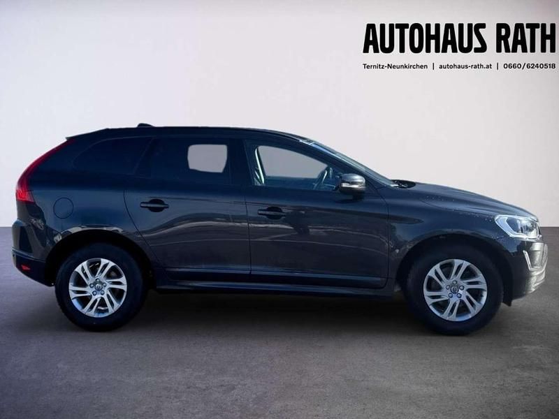 Gebraucht Volvo XC60 Kinetic 150 PS (110 kW) 2016 SUV