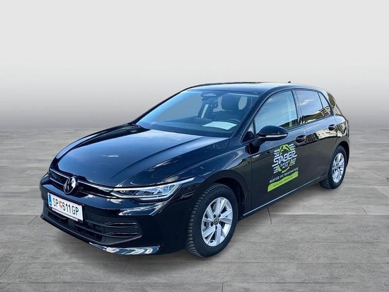 Neu VW Golf VIII 115 PS (84 kW) 2026 Schwarz  metallic