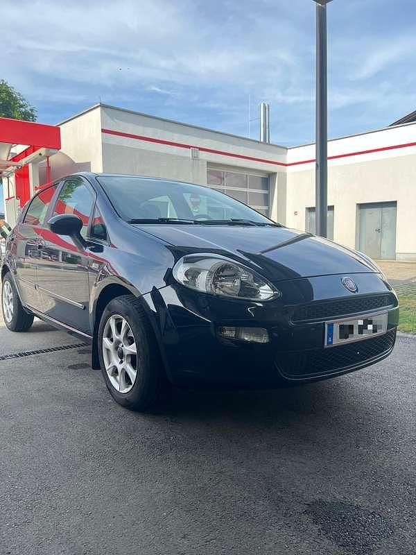 Gebraucht Fiat Punto Lounge 69 PS (50 kW) 2013 Kleinwagen