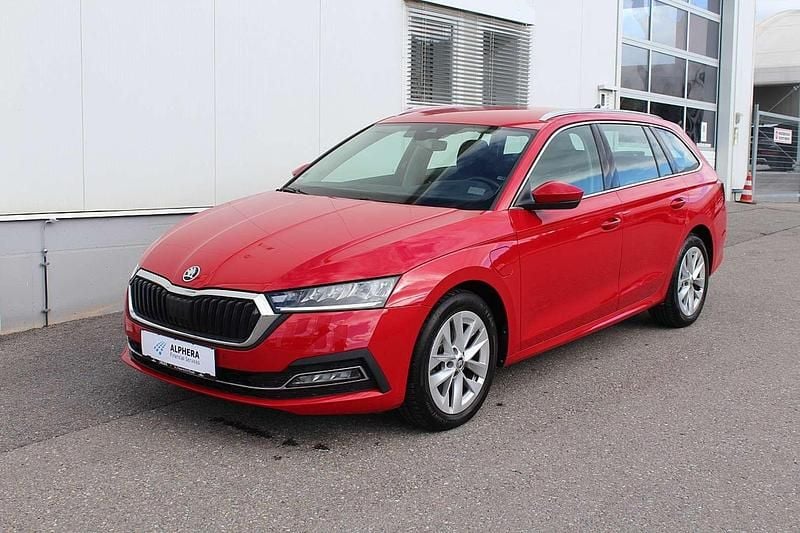 Rot Gebraucht 2022 Skoda Octavia Style Kombi | € 23.950 (Superpreis) - Bild 1/4
