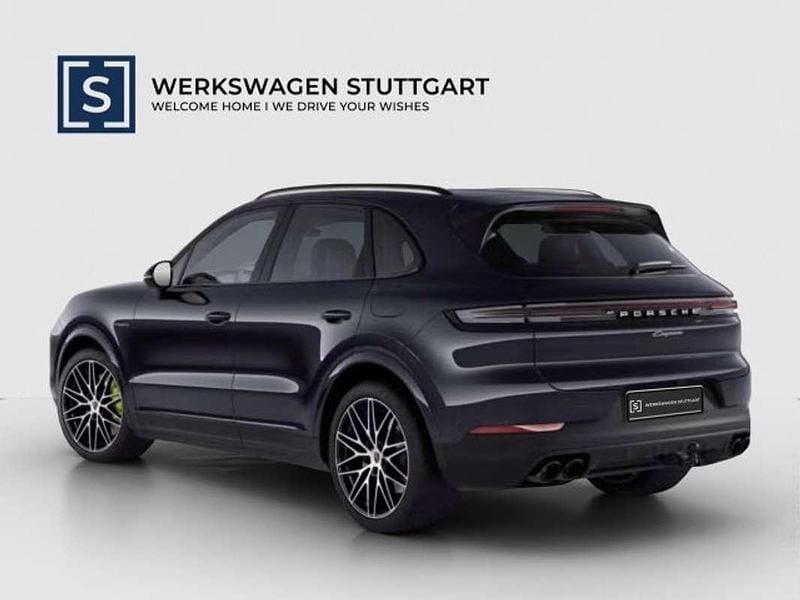 Gebraucht Porsche Cayenne 470 PS (345 kW) 2024 Schwarz SUV
