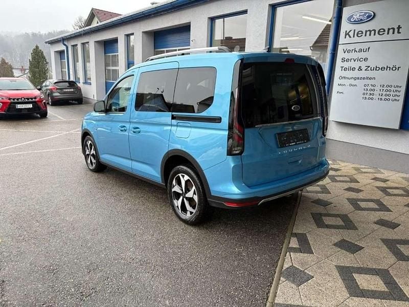 Gebraucht Ford Tourneo Active 122 PS (89 kW) 2024 Blau Kombi