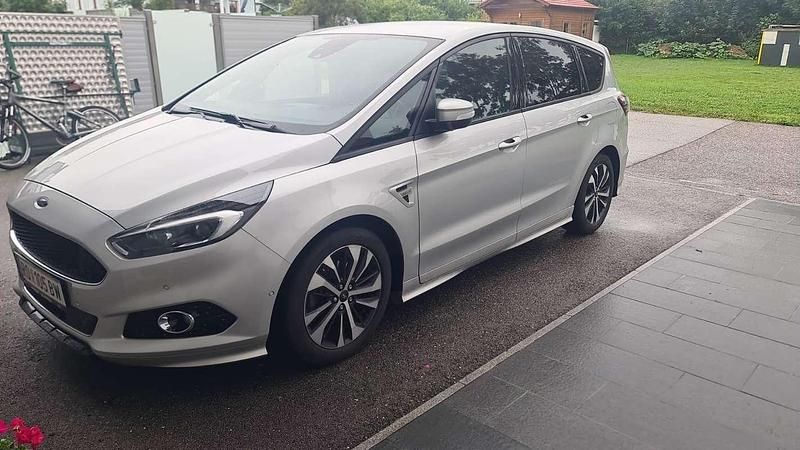 Silber Gebraucht 2019 Ford S-MAX ST-Line Van / Kleinbus | € 21.499 (Etwas zu teuer) - Bild 1/4
