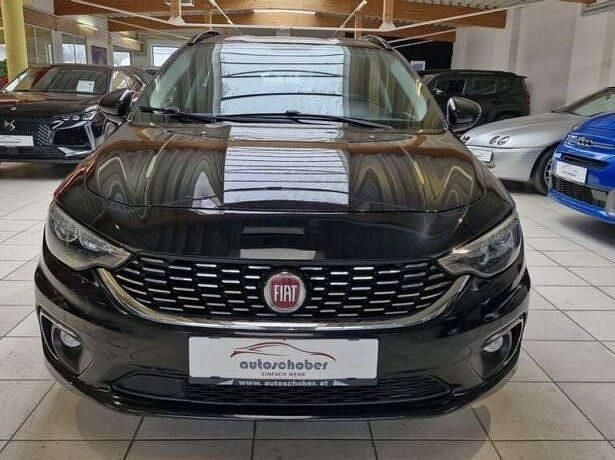 Gebraucht Fiat Tipo Lounge 95 PS (69 kW) 2018 Schwarz Kombi
